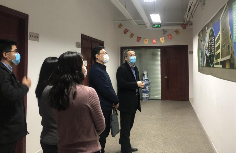 上海市(shi)市委組織(zhi)部(bu)到(dao)百(bai)傲調(diao)研黨建(jian)咊(he)抗疫工作