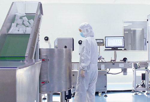 自主(zhu)創(chuang)建自(zi)動(dong)化生(sheng)産線(xian)，實(shi)現智(zhi)能(neng)生(sheng)産(chan)